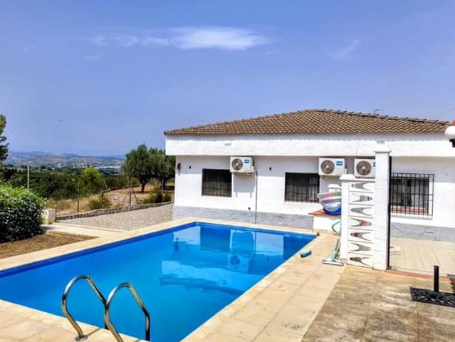 Chalet en venta en Pedralba, Valencia