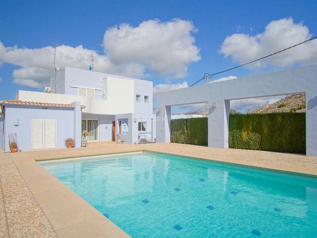 Chalet en venta en Pedreguer. Chalets.