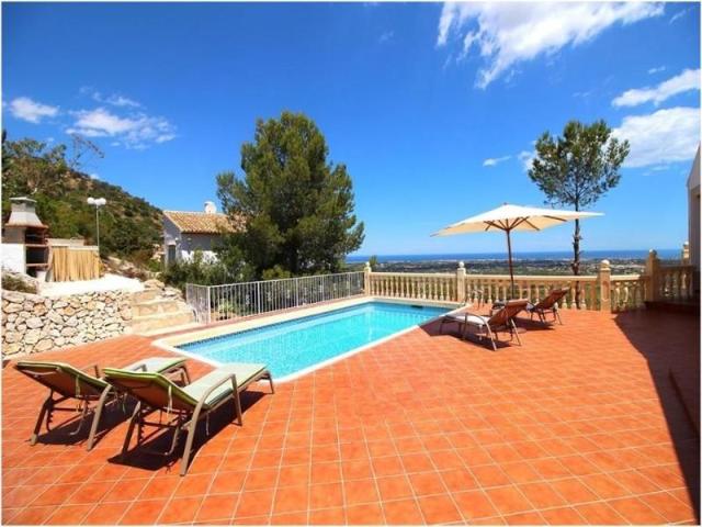 Chalet en venta en Pedreguer, Inland