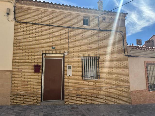 Chalet en venta en Pedroñeras Las. Solvia Inmobiliaria Casa Pedroñeras Las. Chalets Pedroñeras.