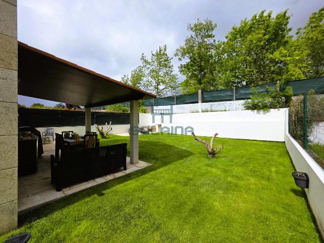 Chalet en venta en Pereiro de Aguiar O. Chalets Pereiro de Aguiar.