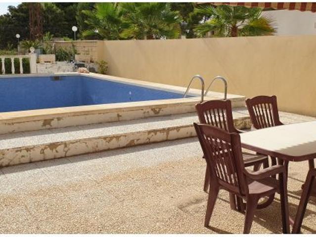 CHALET EN VENTA EN PEÑA DE LAS AGUILAS ELCHE
