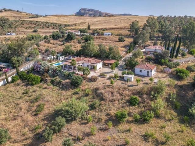 Chalet en venta en Pizarra, Málaga