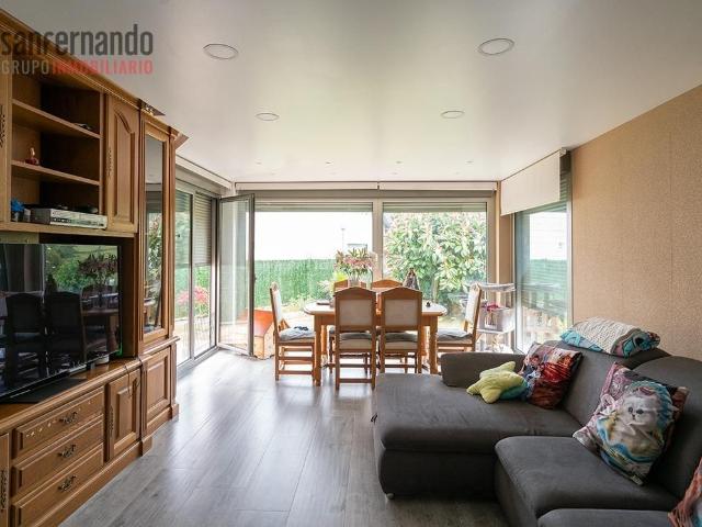 Chalet en venta en Piélagos, Mortera. Mortera espacio, privacidad y calidad de vida a minutos de Santander. Chalets.