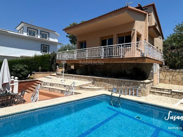 Chalet en venta en Piera. Casa en venta en Piera. Chalets.
