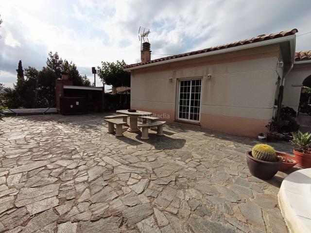 Chalet en venta en Piera. Chalets.