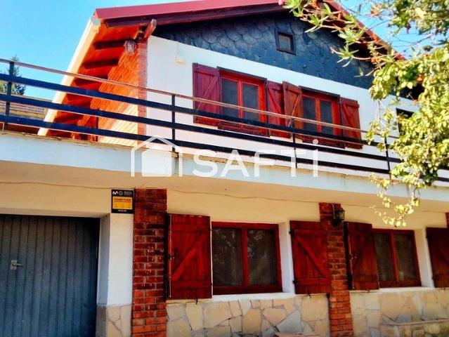Chalet en venta en Piera, de 124 m² 4 habitaciones por 275.000