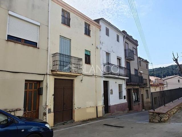 Chalet en venta en Piera, de 150 m² 3 habitaciones por 140.000