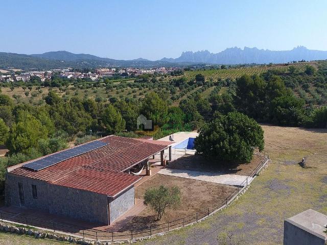 Chalet en venta en Piera, de 160 m² 3 habitaciones por 298.000