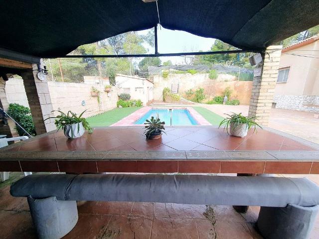 Chalet en venta en Piera, de 260 m² 5 habitaciones por 362.000