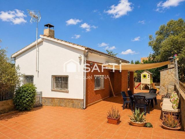 Chalet en venta en Piera, de 42 m² 2 habitaciones por 210.000