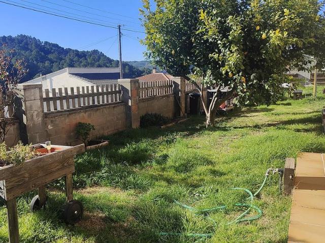 Chalet en venta en Piera, de 535 m² 4 habitaciones por 326.000