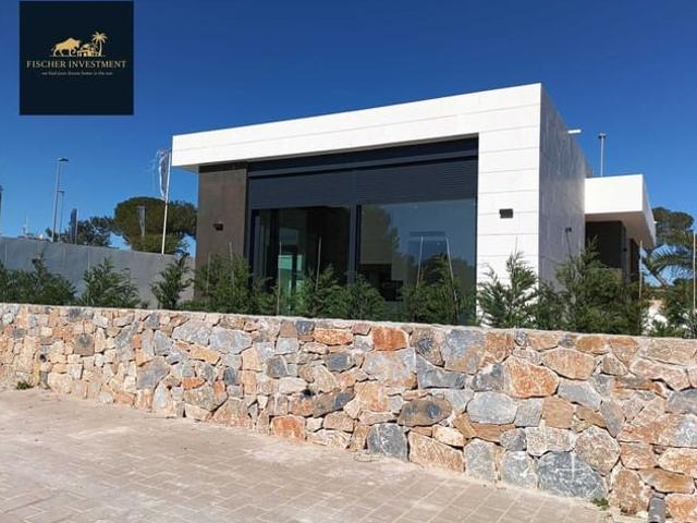 Chalet en venta en Pilar de la Horadada, Alicante Costa Blanca
