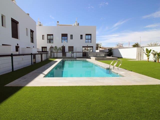 Chalet en venta en Pilar de la Horadada, Alicante Costa Blanca