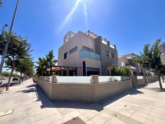 Chalet en venta en Pilar de la Horadada, Alicante Costa Blanca