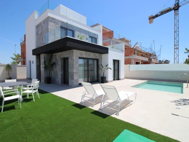 Chalet en venta en Pilar de la Horadada, Alicante Costa Blanca