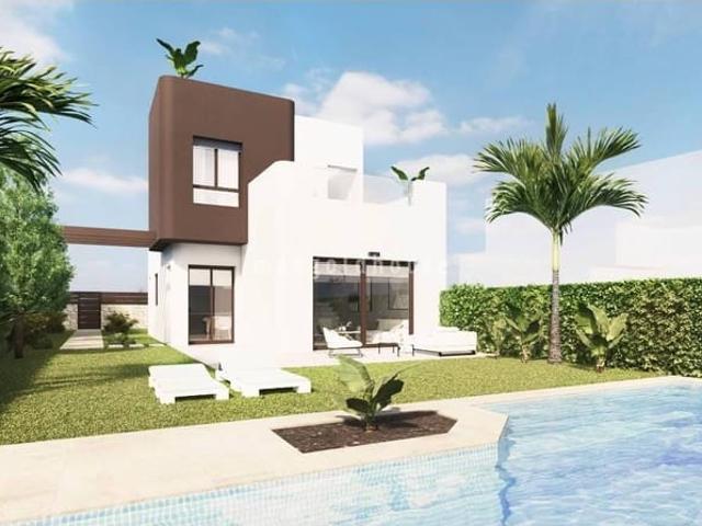 Chalet en venta en Pilar de la Horadada, Alicante Costa Blanca