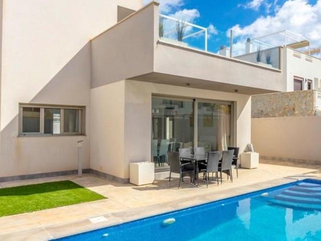 Chalet en venta en Pilar de la Horadada, La Torre de la Horadada