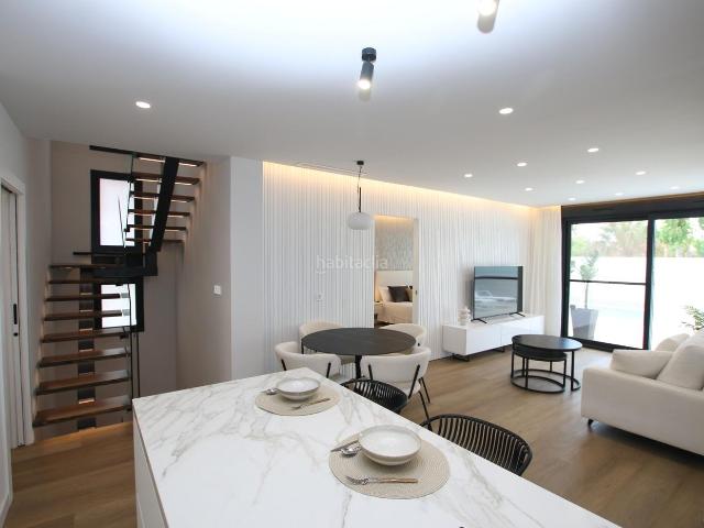 Chalet en venta en Pilar de la Horadada, Pilar de la Horadada Ciudad. Bienvenidos a la exclusiva promoción de exclusivas villas de lujo en Pilar de la Horadada!Te presentamos una exclusiva.