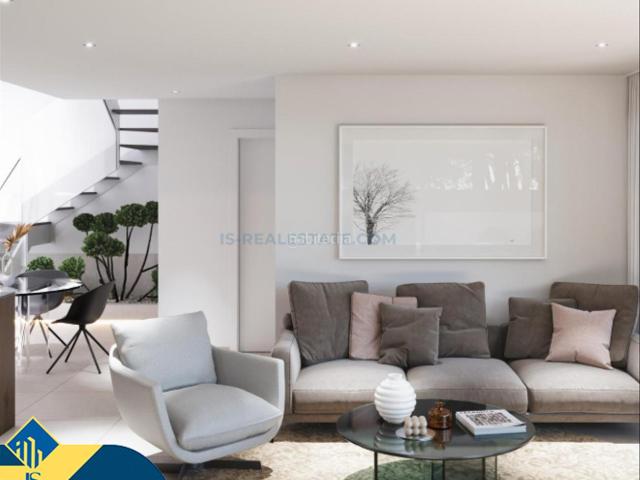 Chalet en venta en Pilar de la Horadada, Pilar de la Horadada Ciudad. Casas en construcción con piscina privada, en la provincia de Alicante, en la ciudad de Orihuela Costa. 3 habitaciones 112 m².