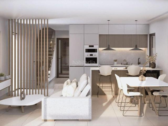 Chalet en venta en Pilar de la Horadada, Pilar de la Horadada Ciudad. VILLA DE 3 DORMITORIO 3 BAÑOS, PISCINA PRIVADA, EN PILAR DE HORADADA ORIHUELA COSTA. Chalets Pilar de la.