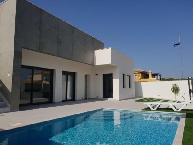 Chalet en venta en Pilar de la Horadada, Pinar de Campoverde