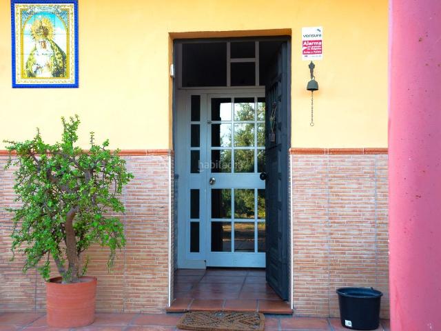 Chalet en venta en Pilas. CHALET INDEPENDIENTE EN PILAS. Chalets.