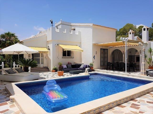 Chalet en venta en Pinar de Campoverde, Alicante Costa Blanca