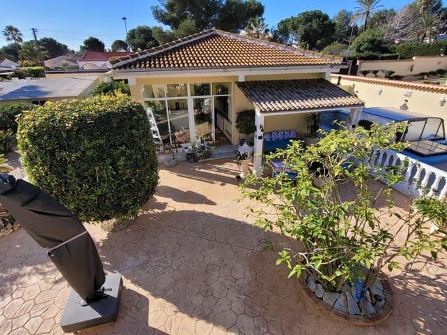 Chalet en venta en Pinar de Campoverde, Alicante Costa Blanca