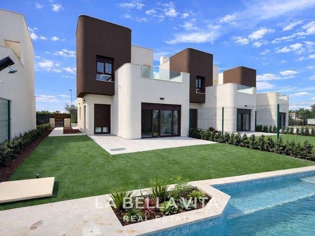 Chalet en venta en Pinar de Campoverde, Alicante Costa Blanca