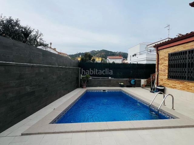 Chalet en venta en Pineda de Mar, Can Moré Santa Anna Can Feliu de Merola. Exclusiva villa con ascensor, piscina privada y amplios espacios en Pineda de Mar. Chalets Pineda de.