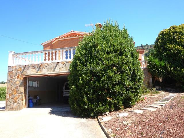 Chalet en venta en Pineda de Mar, Pinemar. TERRENO DE 10.000m2 CON PISCINA. Chalets Pineda de.