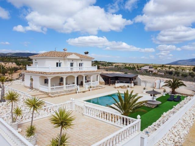 Chalet en venta en Pinoso, Alicante