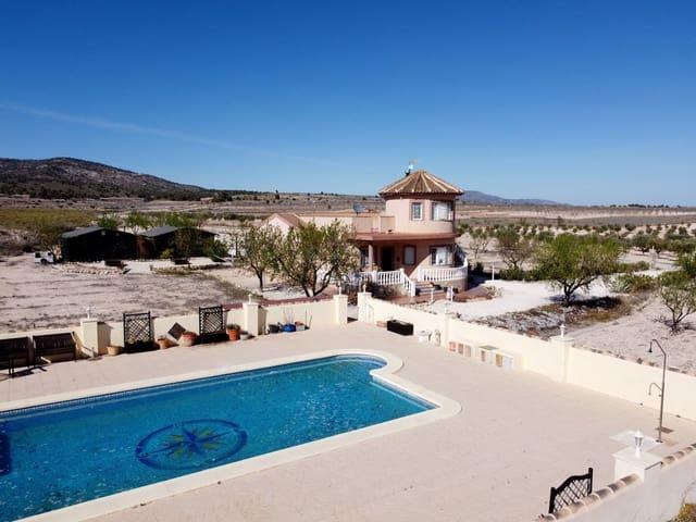 Chalet en venta en Pinoso, Alicante