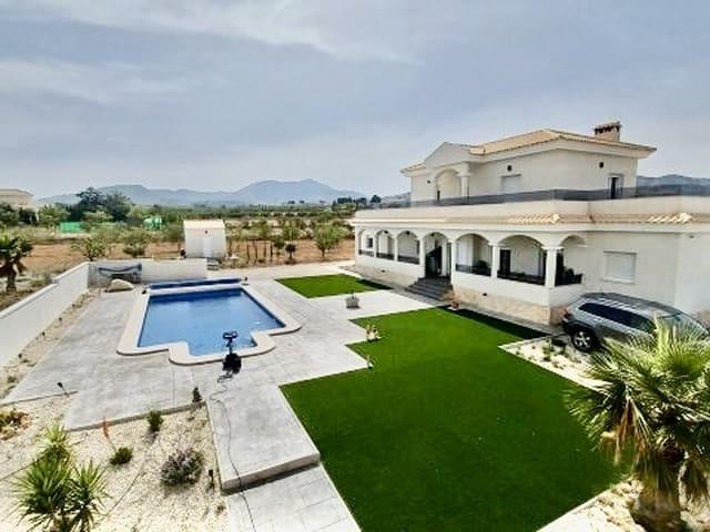 Chalet en venta en Pinoso, Alicante