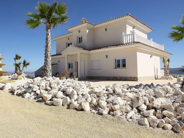 Chalet en venta en Pinoso, Alicante