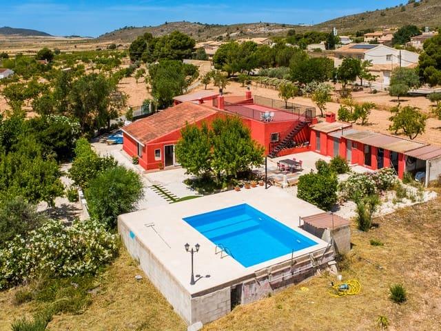 Chalet en venta en Pinoso, Alicante