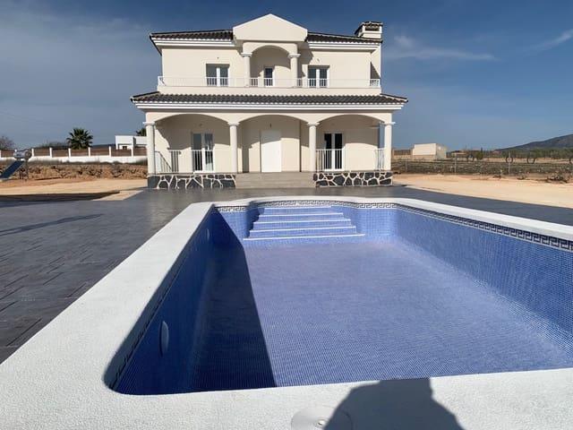 Chalet en venta en Pinoso, Alicante