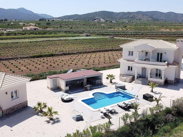 Chalet en venta en Pinoso, Alicante
