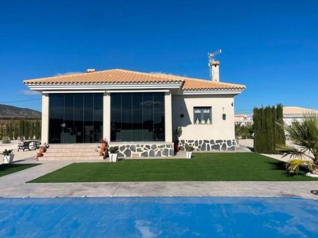 Chalet en venta en Pinoso, Comunidad valenciana