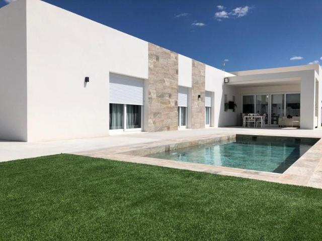 Chalet en venta en Pinoso, Comunidad valenciana