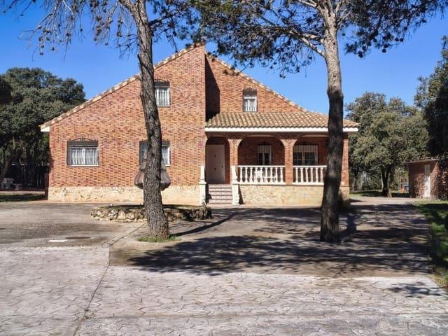 Chalet en venta en Pioz, Guadalajara