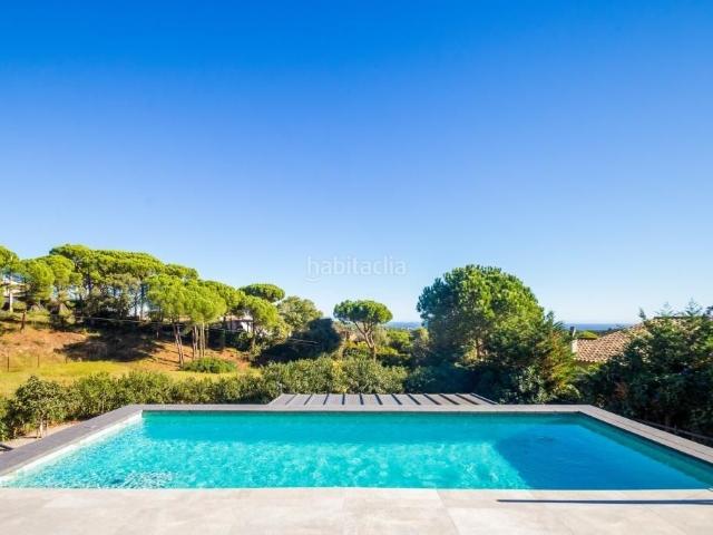 Chalet en venta en Platja d´Aro, Urbanitzacions Costa Brava. Casa moderna con vistas al mar en Platja dAro. Chalets Platja.
