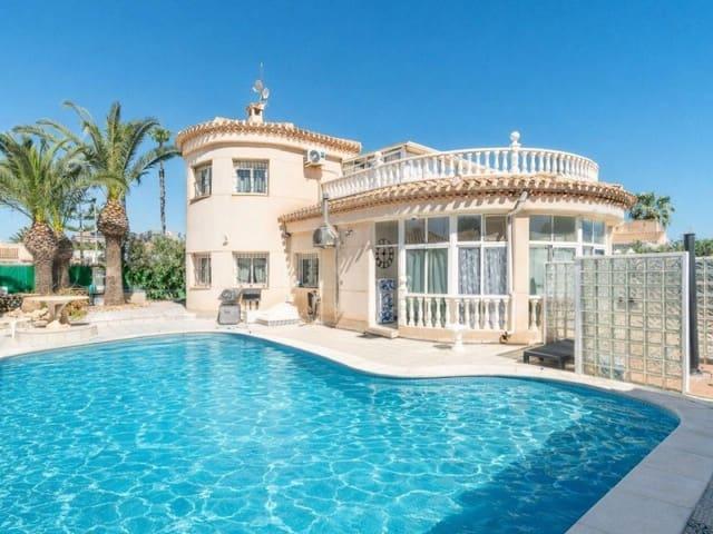 Chalet en venta en Playa Flamenca, Alicante Costa Blanca