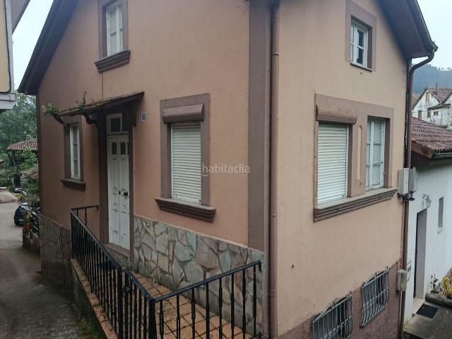 Chalet en venta en Pravia. Chalets.