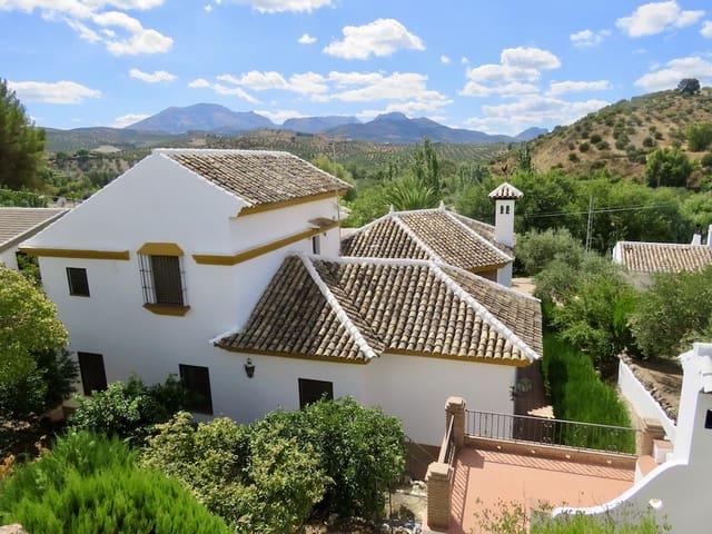 Chalet en venta en Villa Turistica de la Subbetica, Córdoba