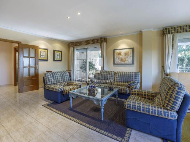Chalet en venta en Puçol, Alfinach Monasterios. Casa villa de 5 dormitorios en venta en Alfinach, Valencia. Chalets.