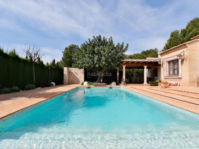 Chalet en venta en Puçol, Alfinach Monasterios. Villa de lujo en Los Monasterios. Chalets.