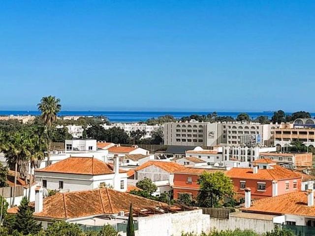 Chalet en venta en Pueblo Nuevo de Guadiaro, Cádiz Costa de la Luz