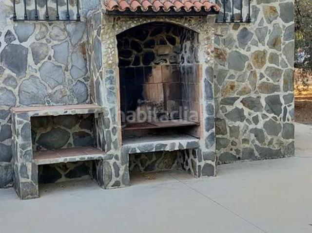 Chalet en venta en Puente Genil. CHALET EN VENTA EN PUENTE GENIL. Chalets Puente.